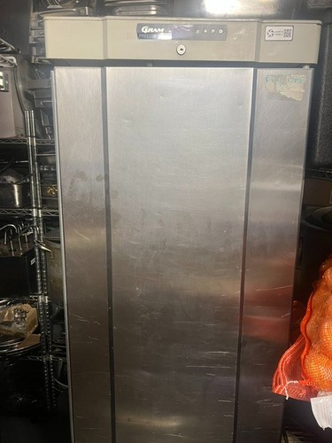 Gram upright single - upright,