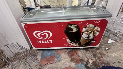 Wall chest ice cream - ice,